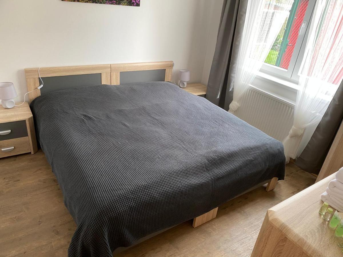 Apartmány Krupka Bagian luar foto