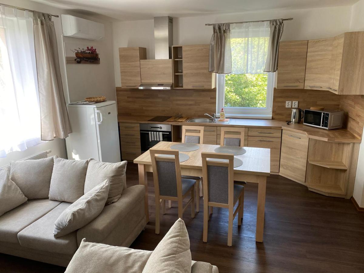 Apartmány Krupka Bagian luar foto
