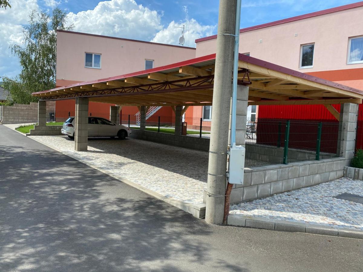 Apartmány Krupka Bagian luar foto