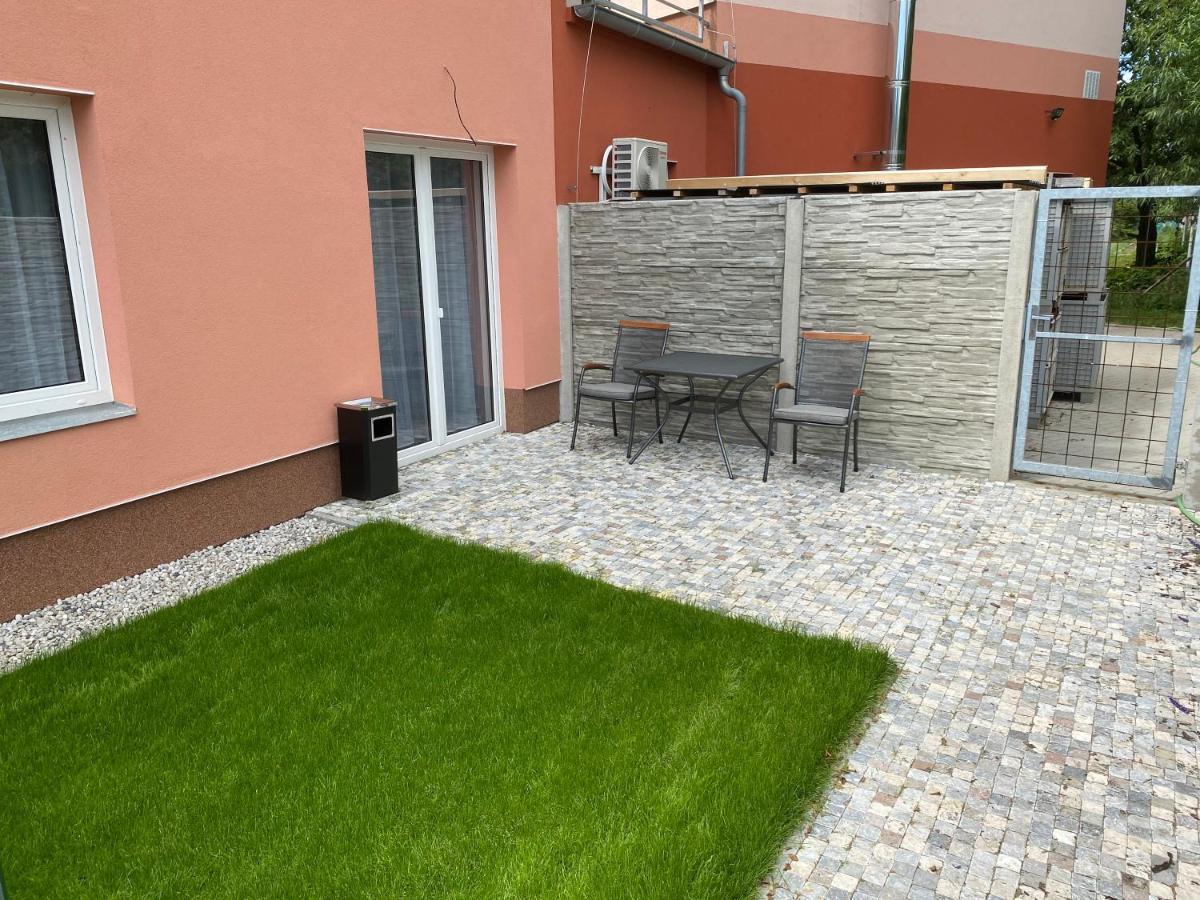 Apartmány Krupka Bagian luar foto