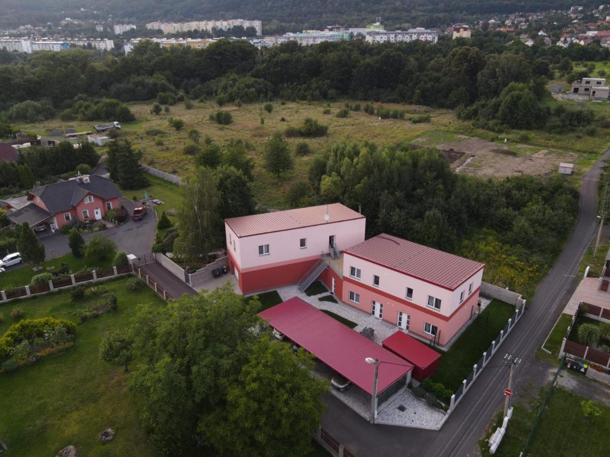 Apartmány Krupka Bagian luar foto